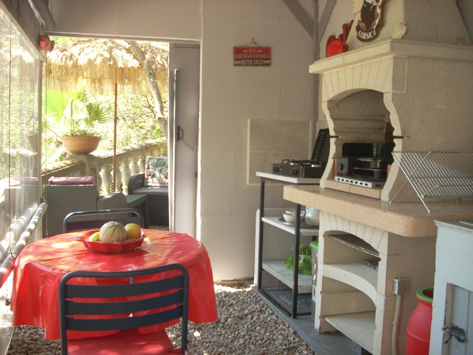 Chambre Independante Climatisee, Cuisine D'Ete, Piscine Sartène Dış mekan fotoğraf